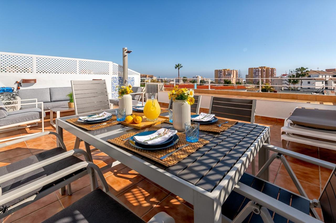 Lola Playa Puerto Marina Appartement Benalmádena Buitenkant foto